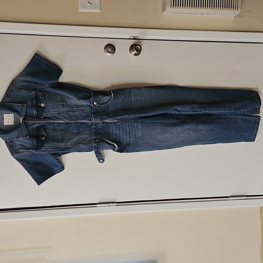 💙Denim Jumpsuit💙 - Picture 3 of 4